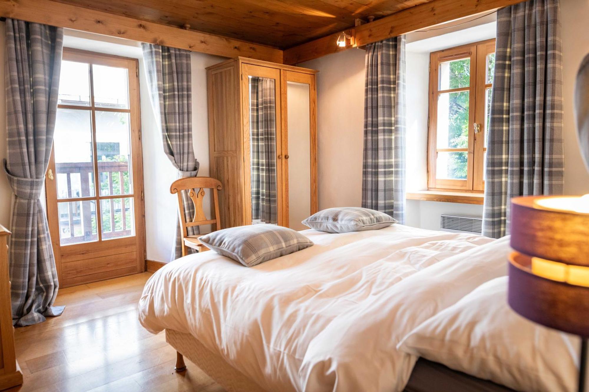 Warm 2-Bedroom Apartment Near The Tourist Office 梅杰夫 外观 照片